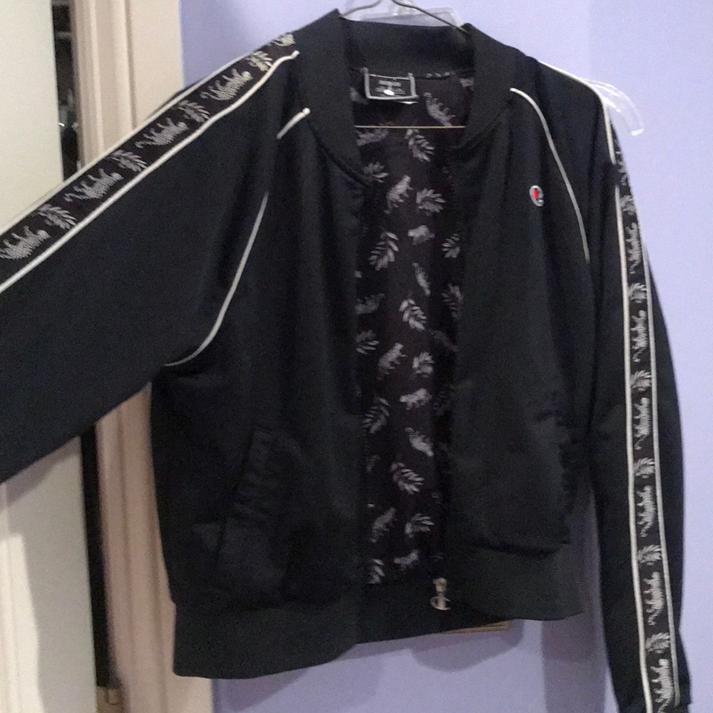 Champion jacket - Picture 3 of 10